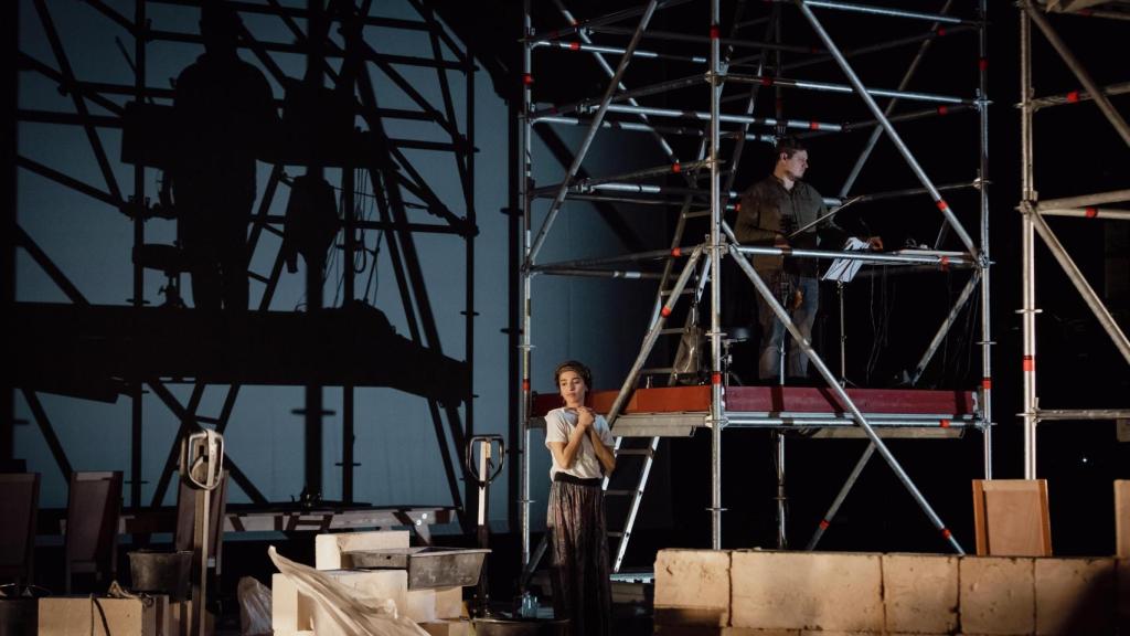 Escena de la obra 'House'. Foto: Simon Gosselin