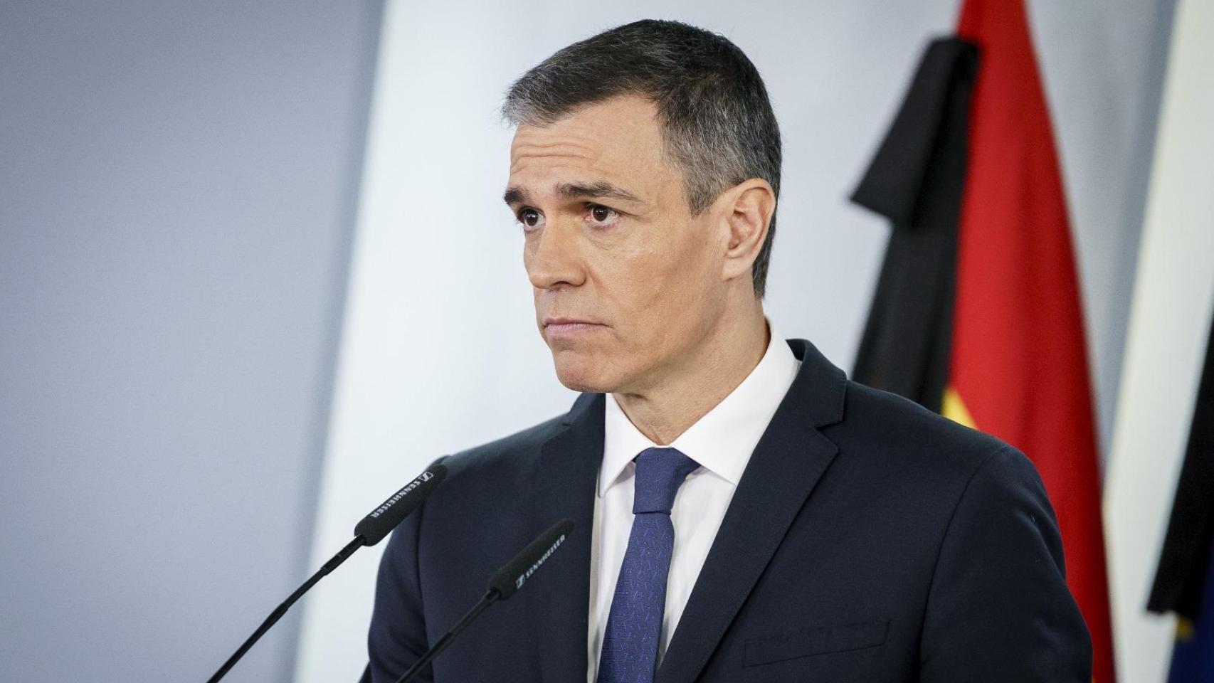 Pedro Sánchez, el martes en el Palacio de la Moncloa, anunciando el incremento del gasto en Defensa.