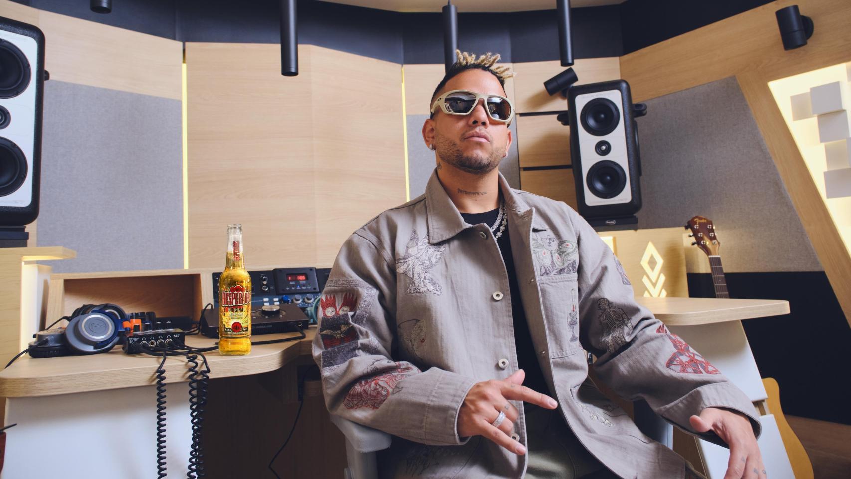 El productor musical colombiano Ovy on the Drums