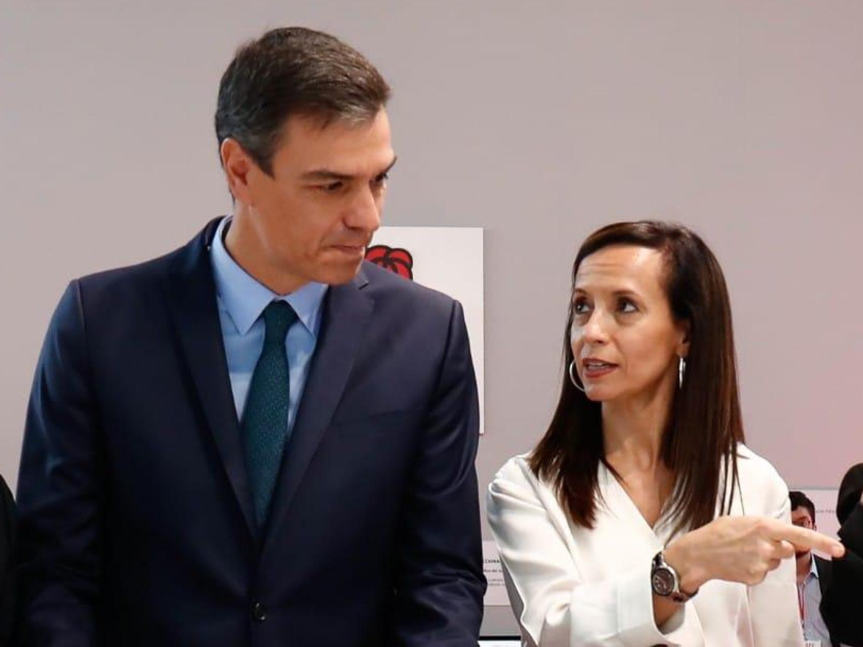 Pedro Sánchez y Beatriz Corredor, en un acto del PSOE.
