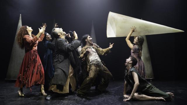 Una escena de la versión de Atalaya de 'Divinas Palabras'. Foto: Curro Casillas