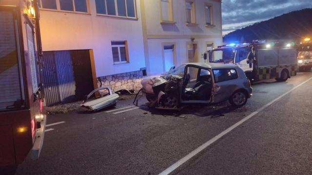 Imagen del vehículo tras el accidente.