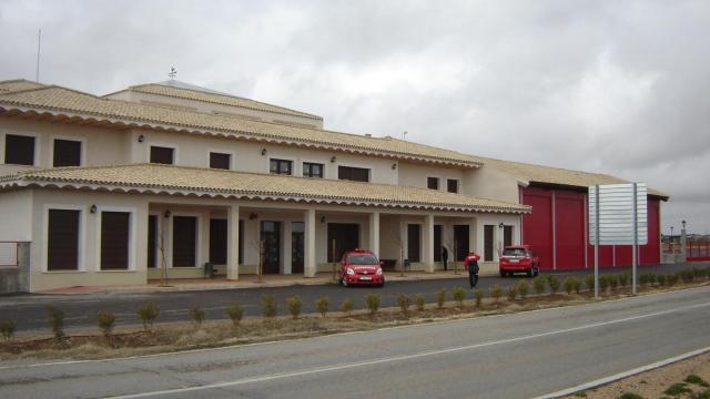 El parque de bomberos de La Roda, cuyos efectivos rescataron el cuerpo sin vida del accidentado.