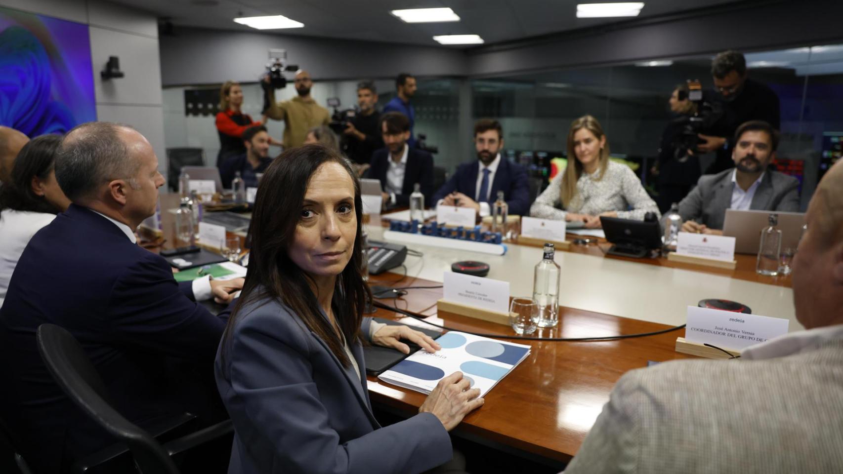 La presidenta de Red Eléctrica, Beatriz Corredor, asiste a la segunda reunión del Comité creado por el Gobierno para el análisis del apagón eléctrico.