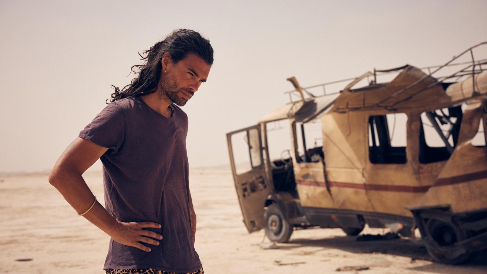 Oliver Laxe, en el desierto.