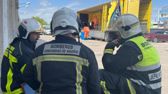 Los bomberos de Madrid en Algete.