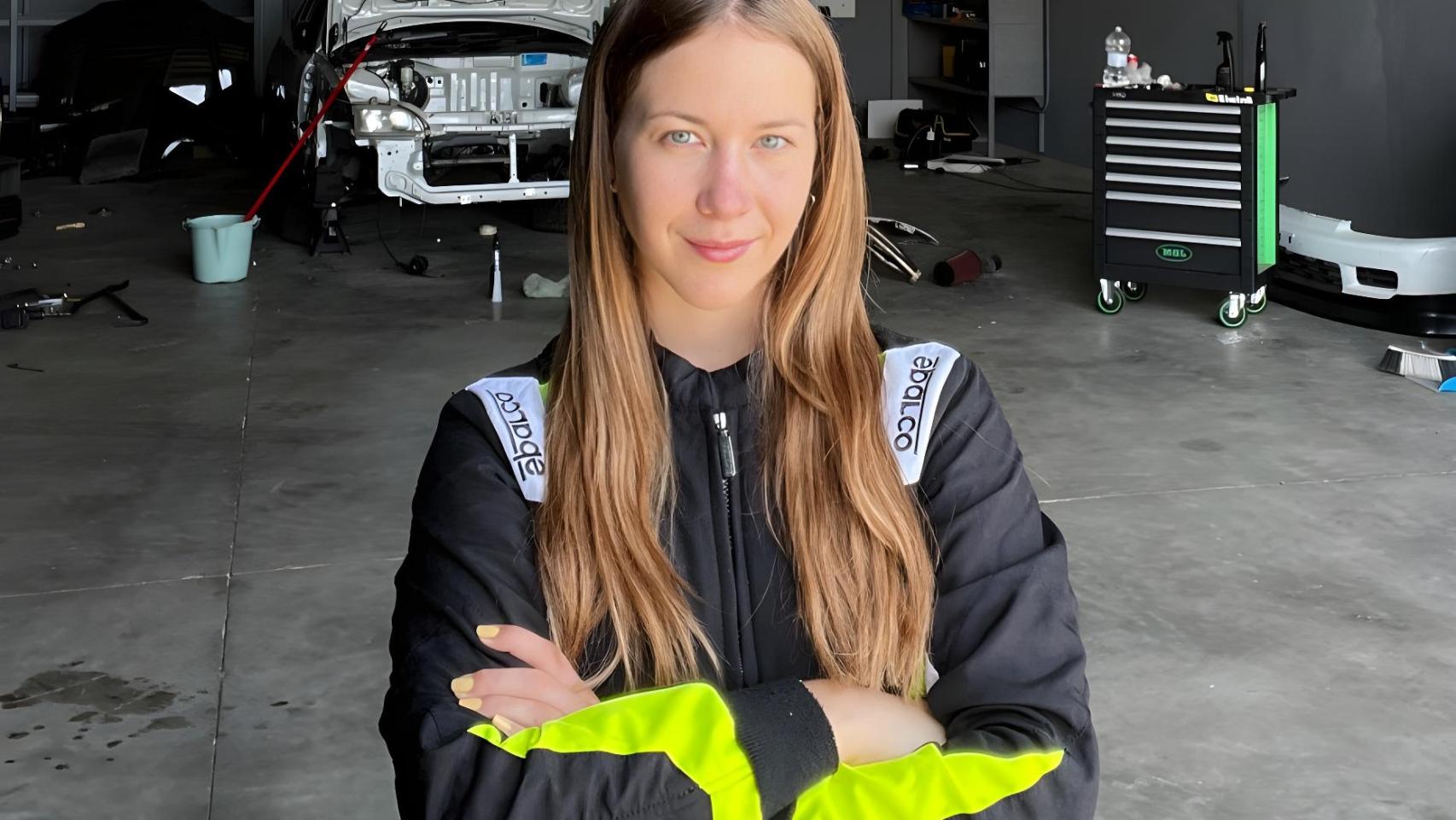 Ann Suki, mecánica.