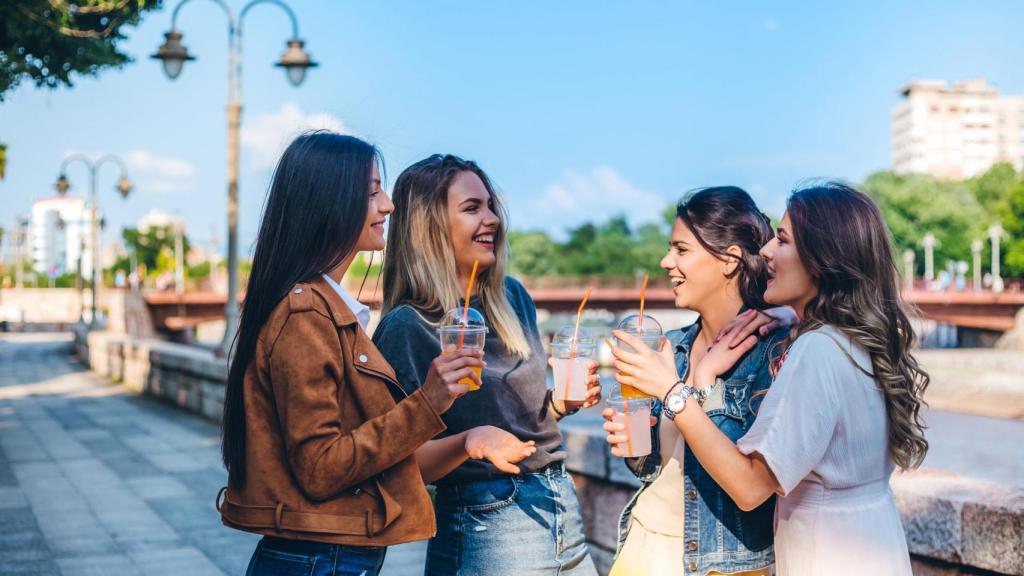 Planes con amigas para disfrutar un domingo de sol.