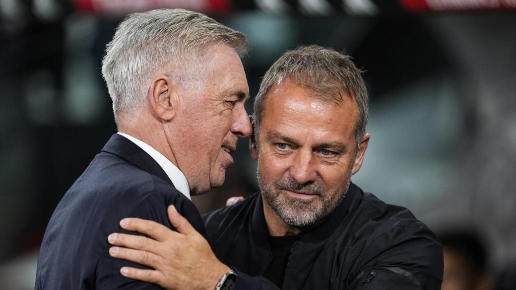 Carlo Ancelotti y Hansi Flick, en un Clásico