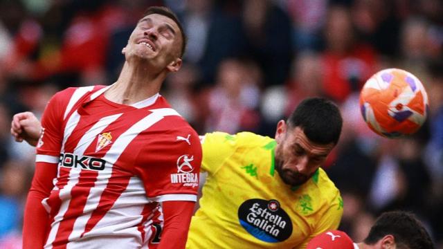 Deportivo en un partido contra el Sporting de Gijón