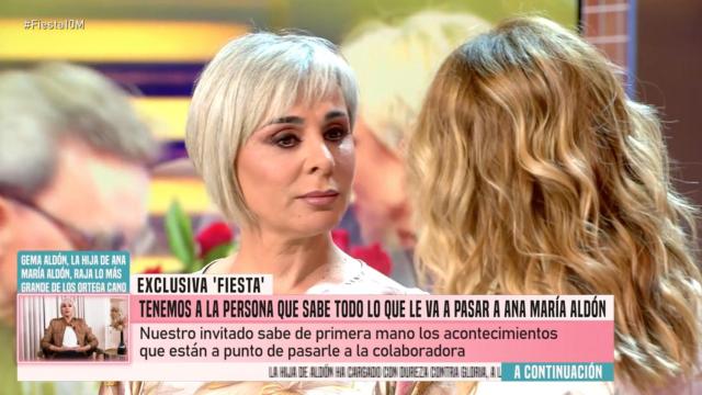 Ana María Aldón y Emma García en 'Fiesta'.