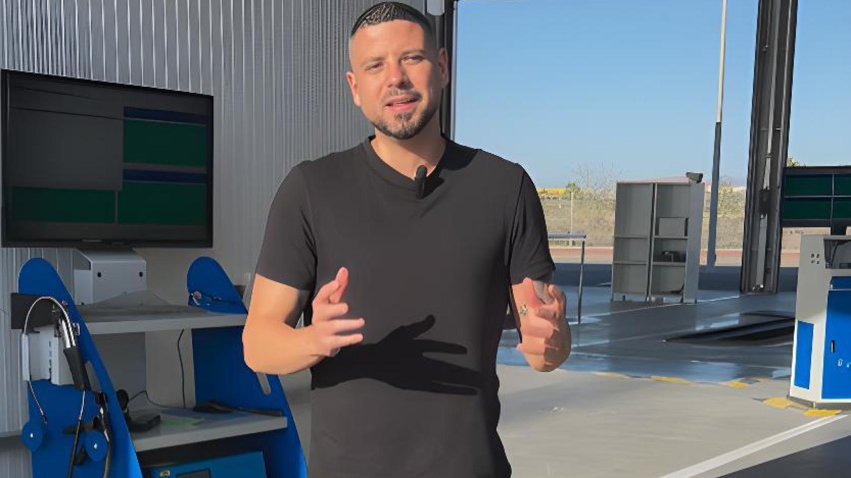 Pedro Bastida, experto en mecánica.