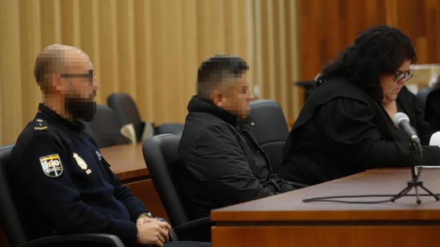 El acusado en la sección quinta de la Audiencia Provincial de Pontevedra.