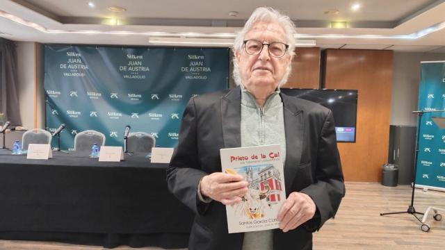 Santos García Catalán con su nuevo libro