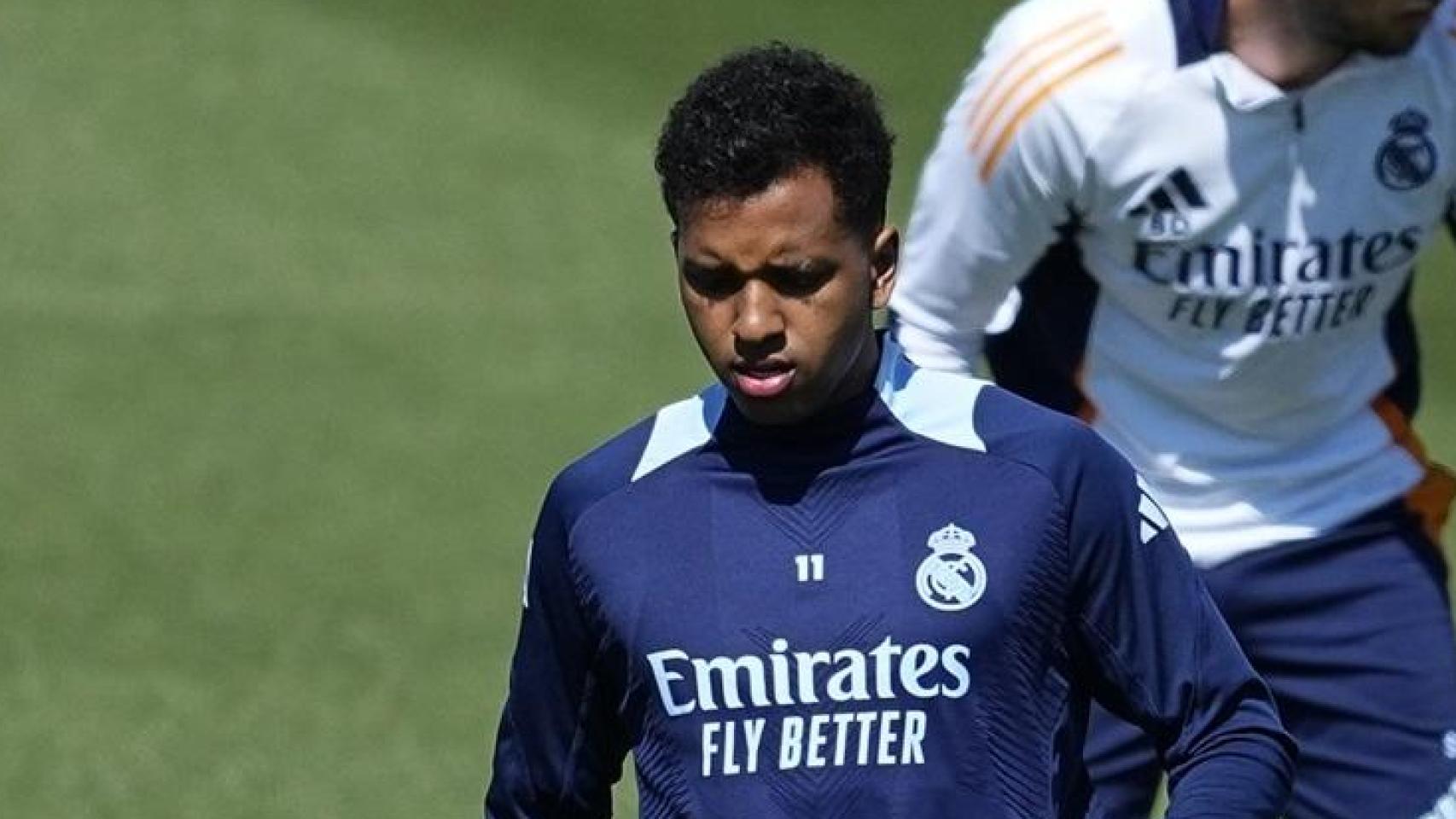 Rodrygo entrena con el Real Madrid