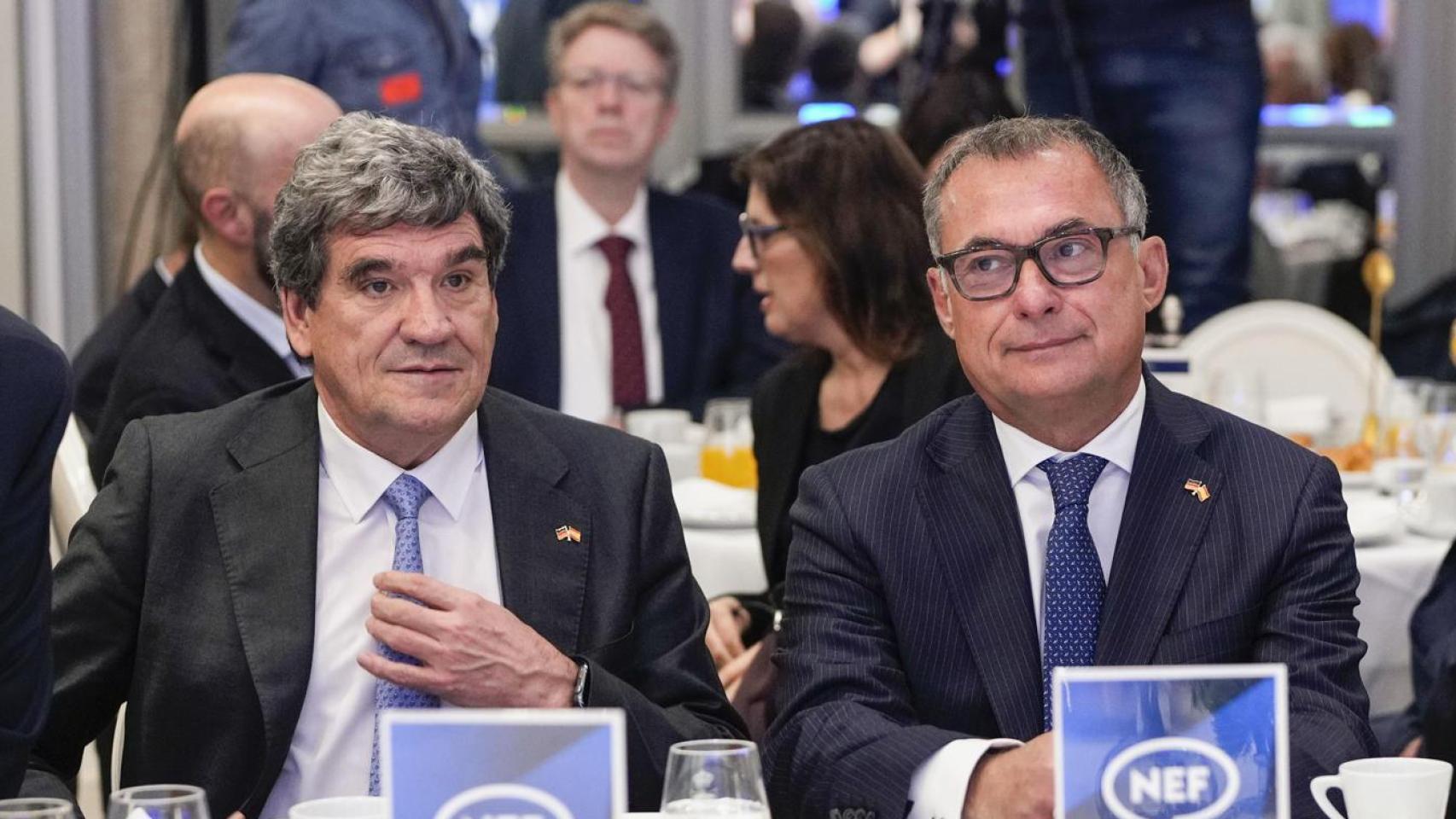 José Luis Escrivá, gobernador del Banco de España, junto a su homólogo del Bundesbank, Joachim Nagel, durante un desayuno informativo de Fórum Europa celebrado el miércoles.