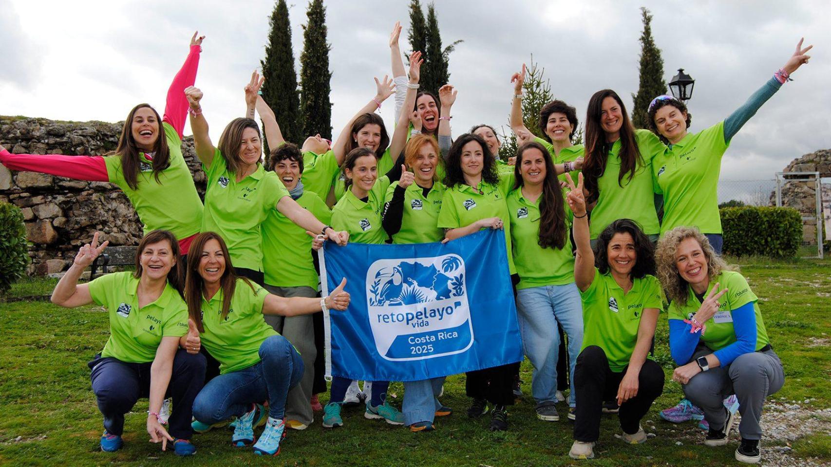 Las cinco supervivientes de cáncer participantes del reto de Pelayo Vida: Costa Rica´25