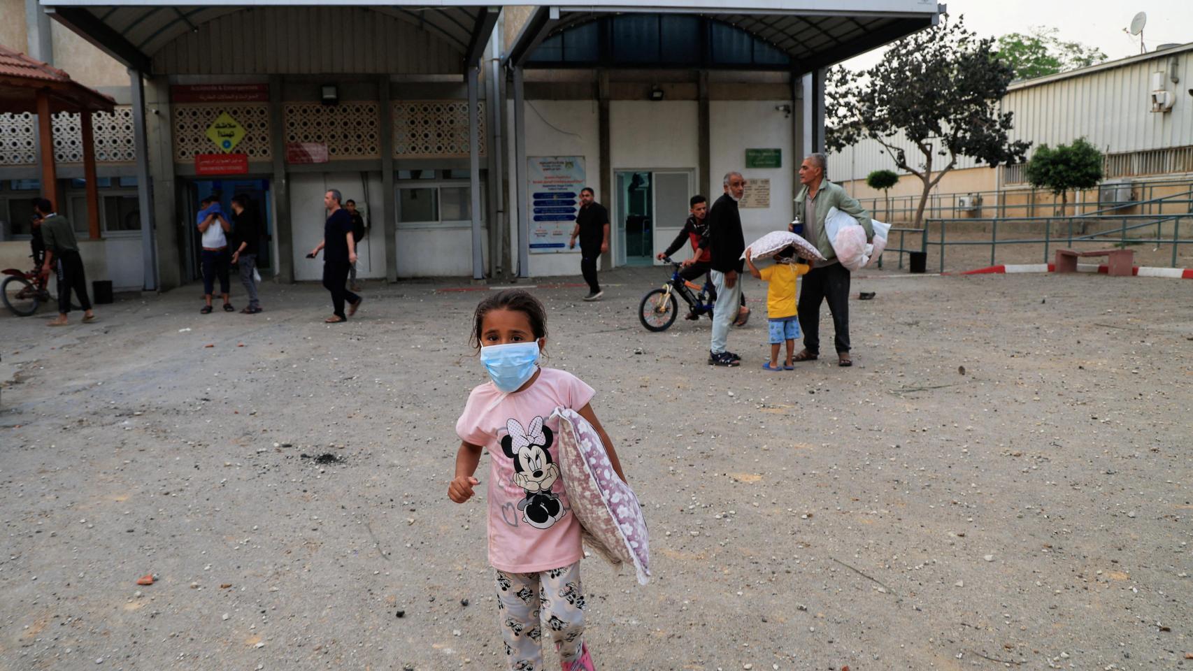 Hospital Europeo parcialmente dañado en ataques israelíes, en Khan Younis