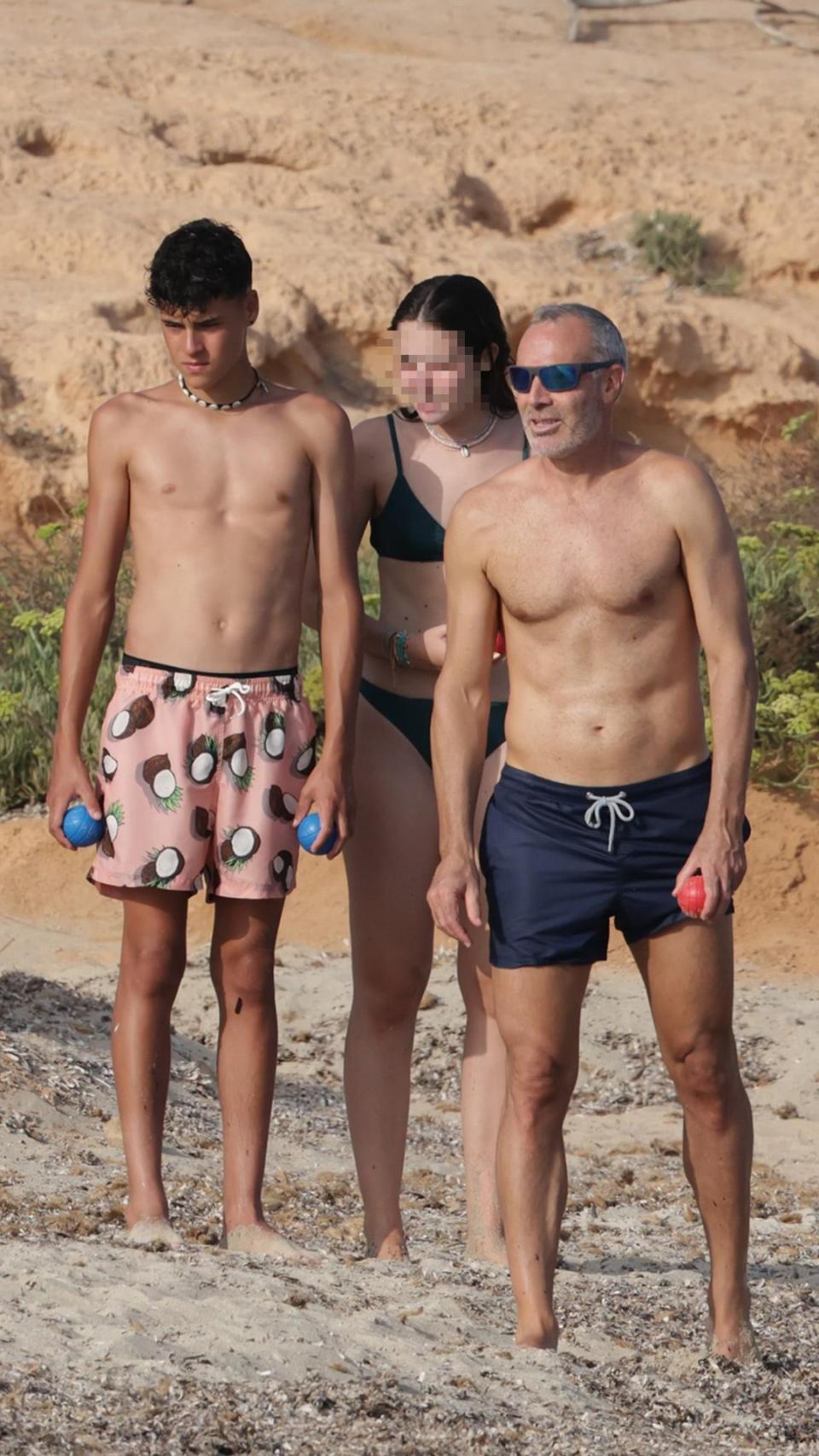 Álex Corretja y Pablo de la Nuez, en agosto de 2021 en Ibiza.
