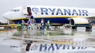 El personal de Ryanair en Galicia afronta con incertidumbre los cambios: "Aquí están nuestras casas"