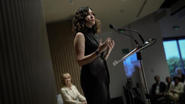 Isabel Díaz Ayuso este lunes durante la presentación de libro de Esperanza Aguirre 'Una liberal en política'.