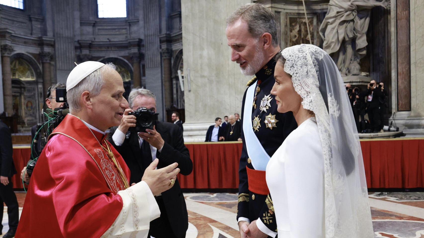 Los Reyes, con León XIV.