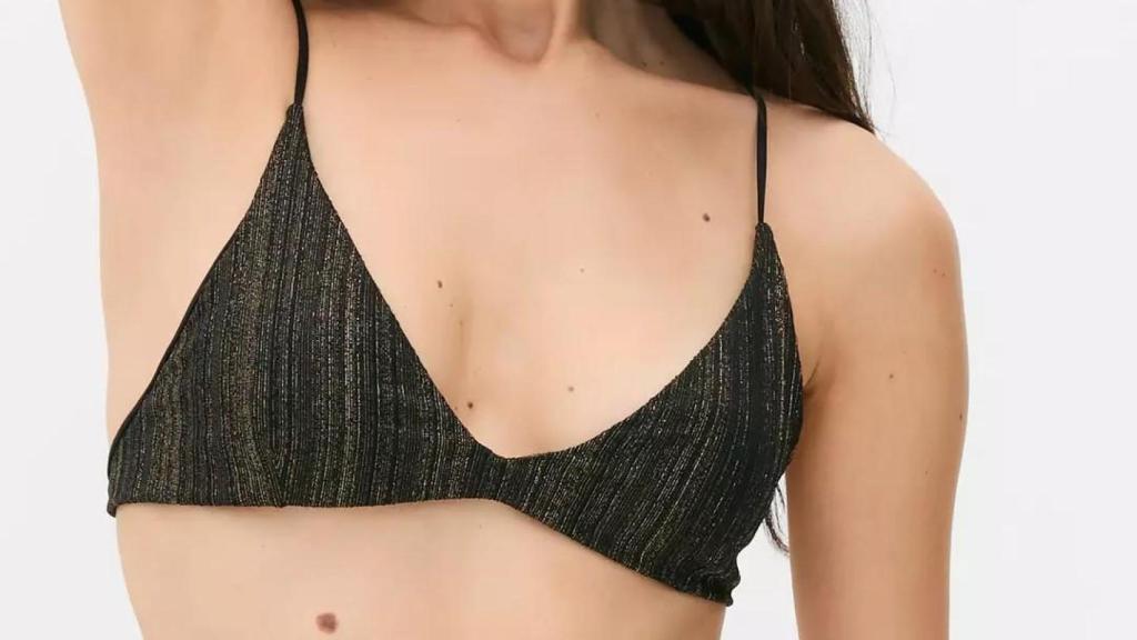 La parte superior del bikini que ha lucido Echevarría, de Primark.