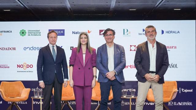 Julián Cruzado Candau, Cynthia de Benito, Manuel Alejandro Hidalgo y José Luis Perea.