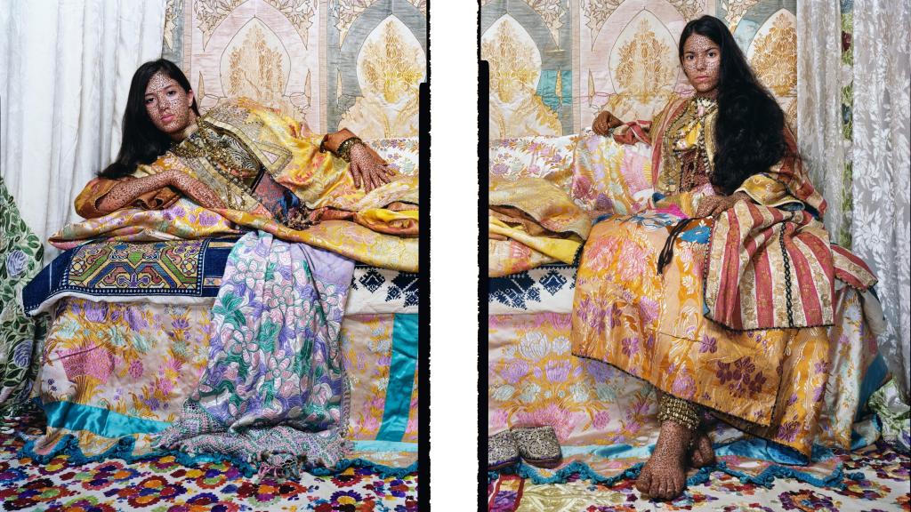 'Harem Revisited  #32', de Lalla Essaydi. Foto: Lalla Essaydi / Edwynn Houk Gallery