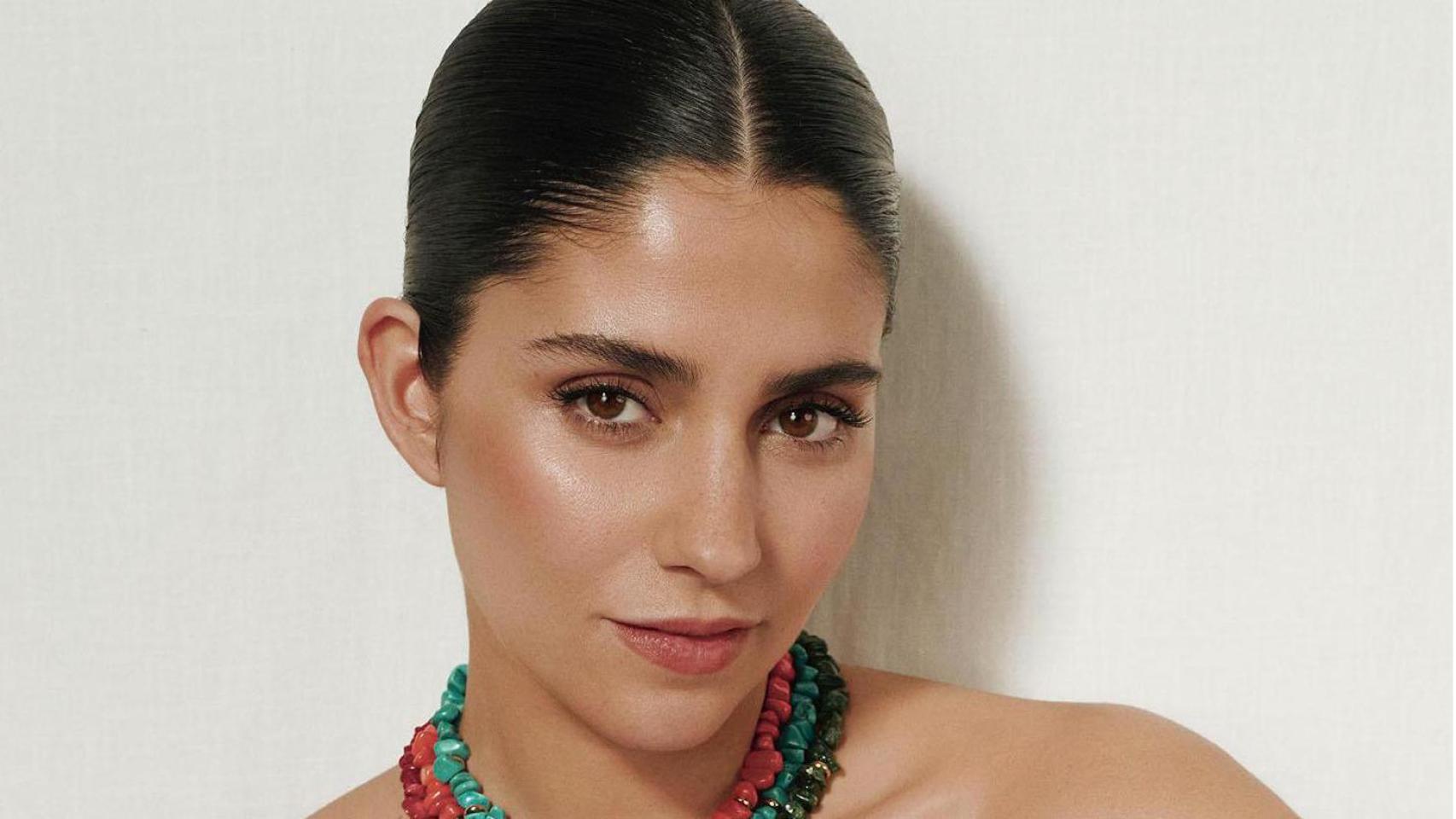 María García de Jaime luciendo su nueva colección con Vidal & Vidal.