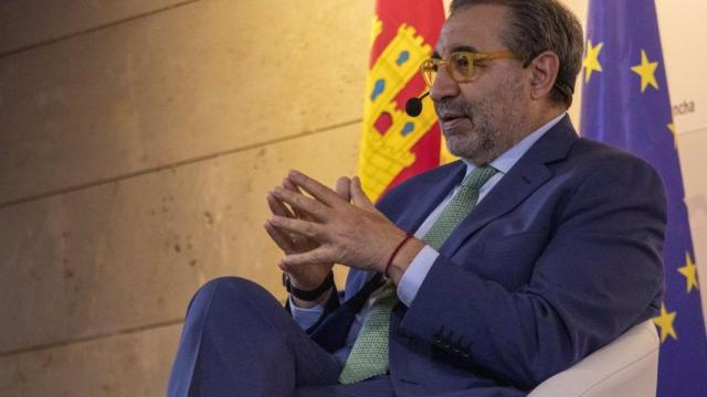 Jesús Fernández Sanz es el consejero de Sanidad de Castilla-La Mancha.