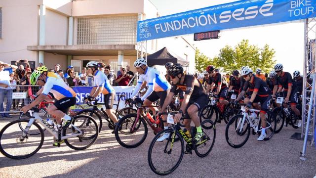 Salida de la Sesé Bike Tour 2025.