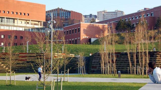 Universidad de Cantabria (UC)