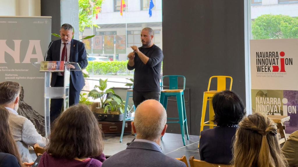 El consejero Juan Luis García, en un momento de su intervención en una de las jornadas de la Navarra Innovation Week.