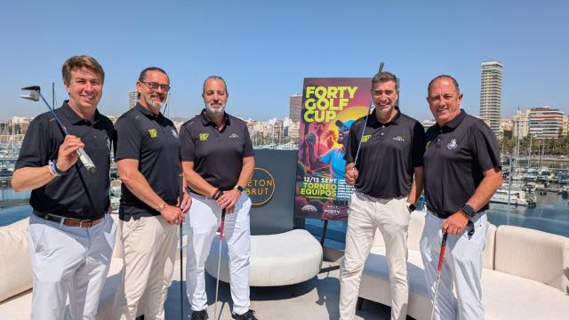 Los responsables de la Forty Golf Cup este jueves en Béton Brut.