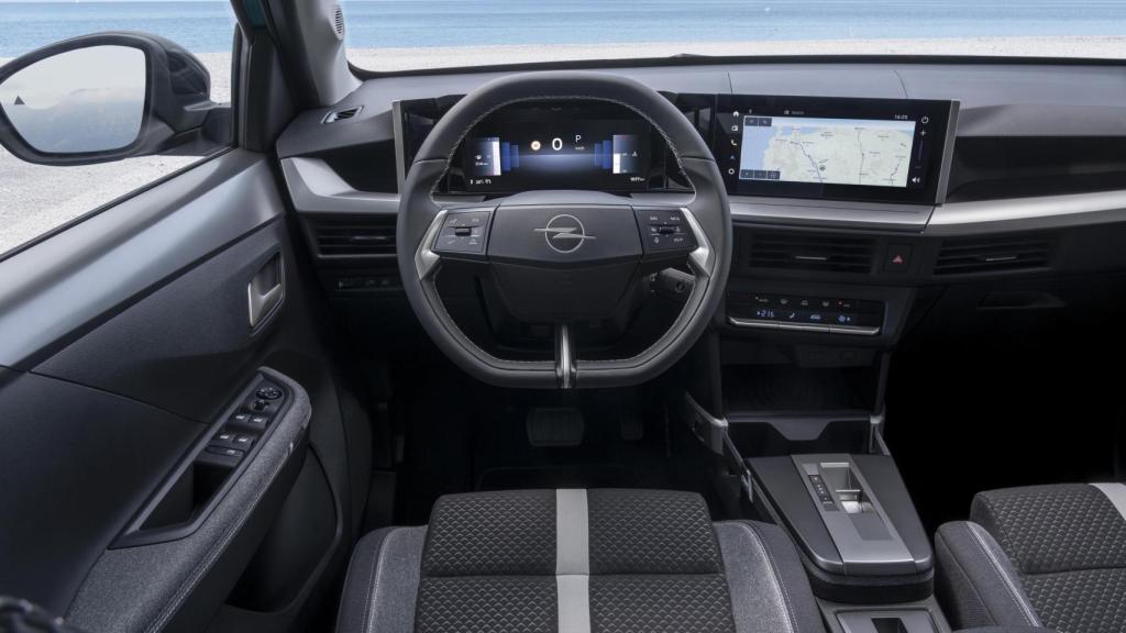 Interior del Opel Frontera