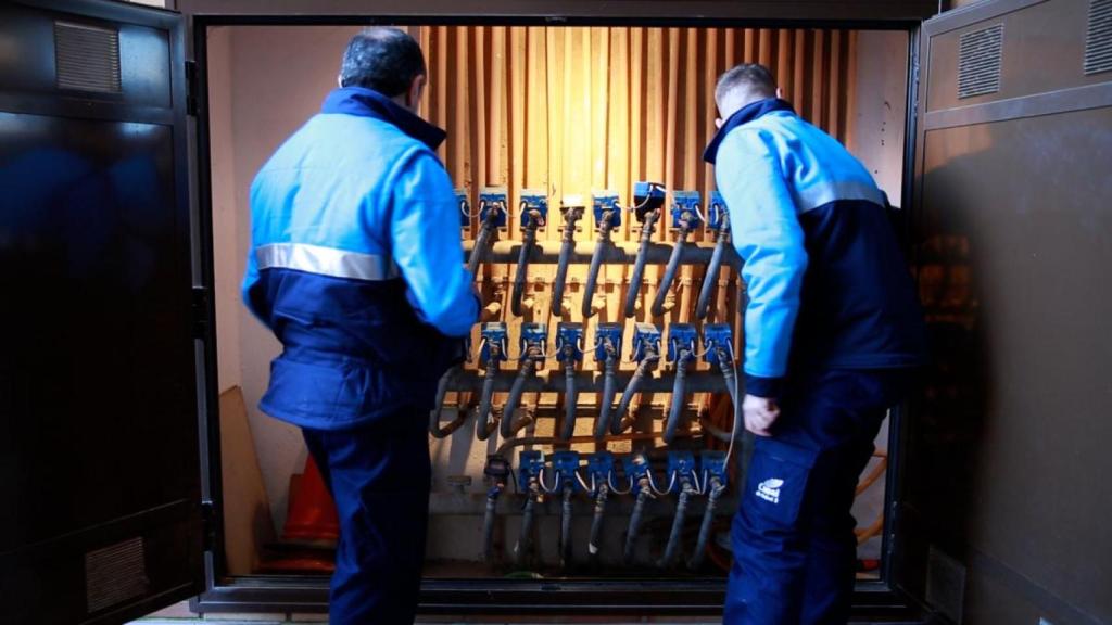 Inspección de contadores de agua inteligentes.