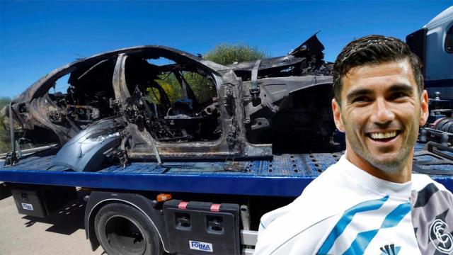 El coche de José Antonio Reyes calcinado, en un fotomontaje junto al futbolista