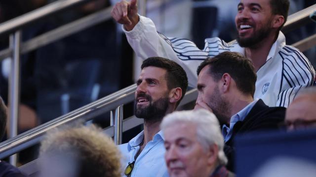 Djokovic, en el Parque de los Príncipes durante la celebración del PSG