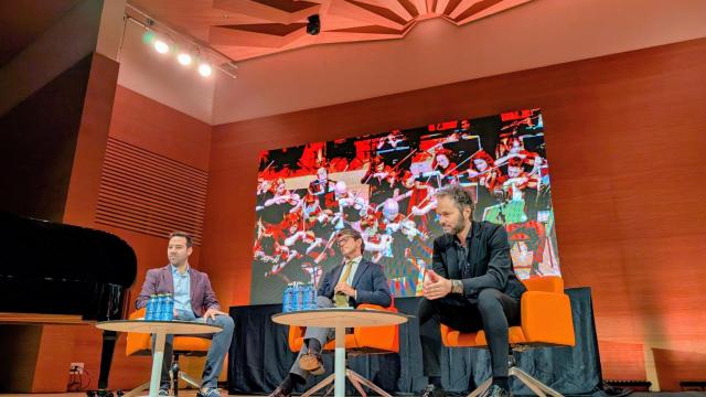 Jaume Gavilán, Juan de Dios Navarro y Josep Vicent en la presentación este lunes en el ADDA.
