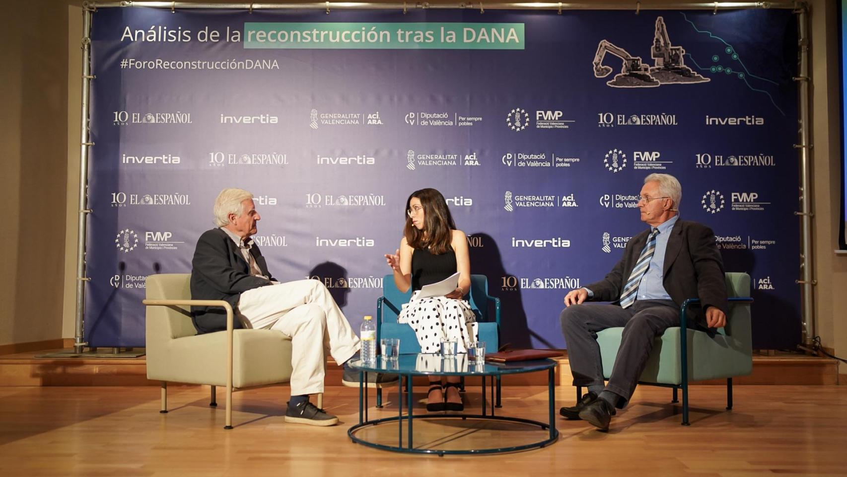 Jorge Paciarotti y Julio Gómez-Perretta en el foro Análisis de la reconstrucción tras la dana. Laura Mateo