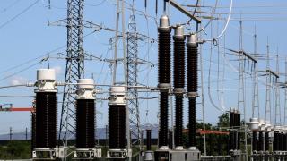 Las eléctricas, escépticas con el nuevo plan del Gobierno para la red: "Si no sube la retribución, nadie invertirá"