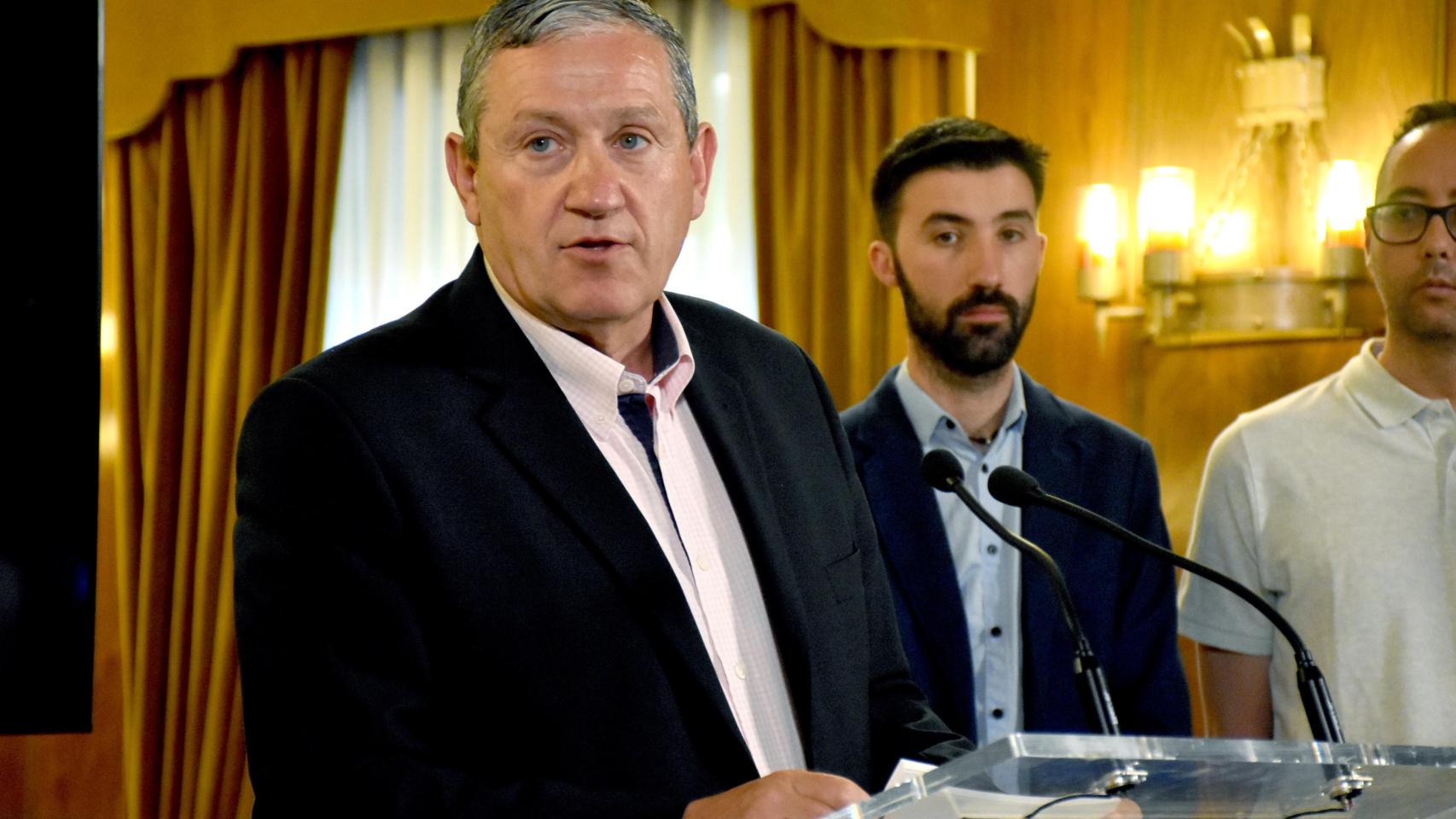 El presidente de la Diputación de Zamora, Javier Faúndez