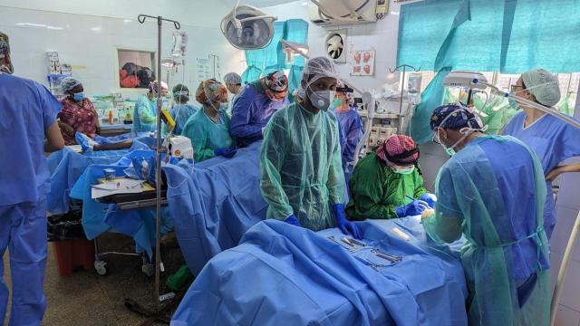 Una misión de la ONG Cirugía Solidaria en Maragua (Kenia).