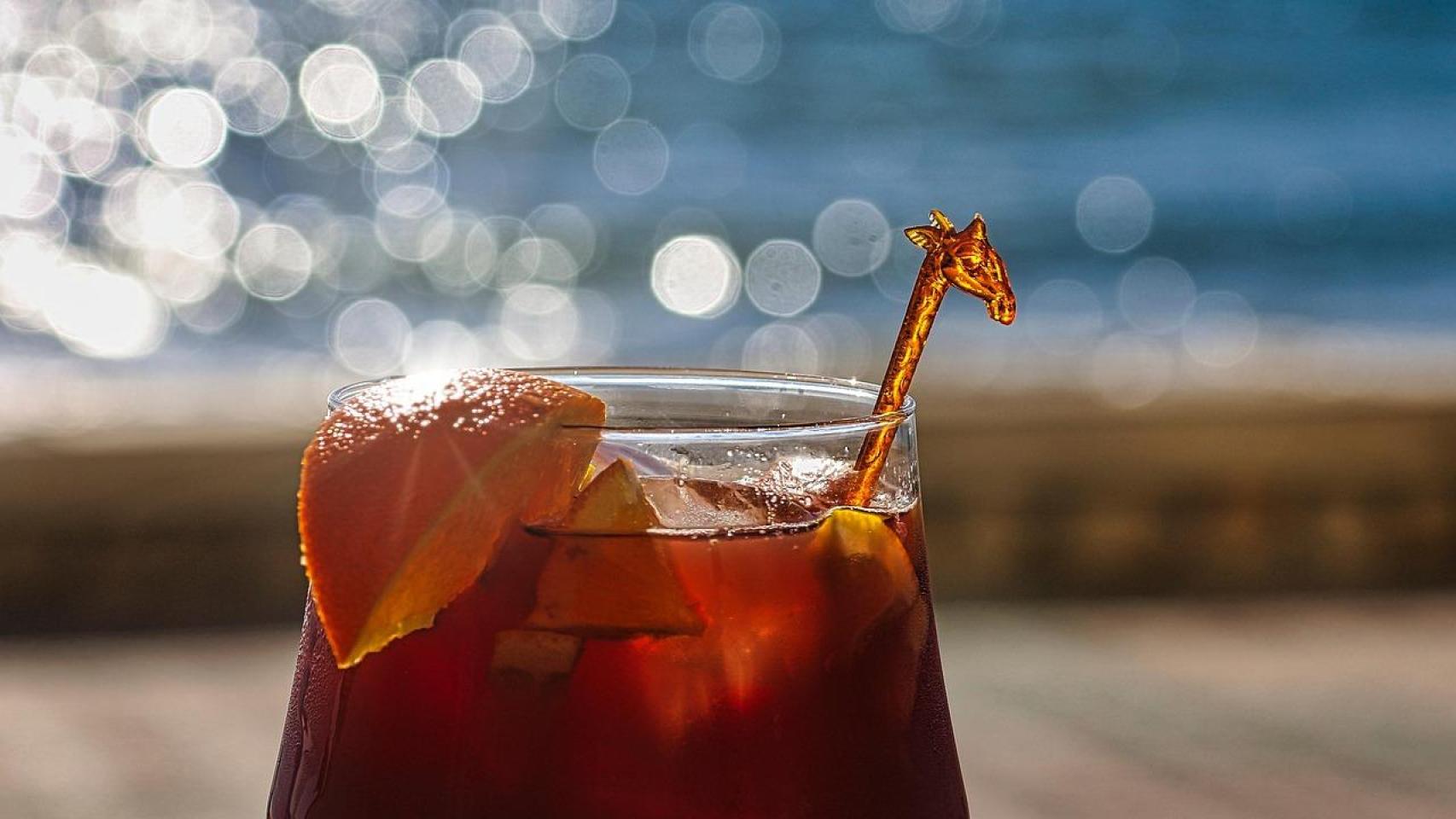 Una copa de sangría.