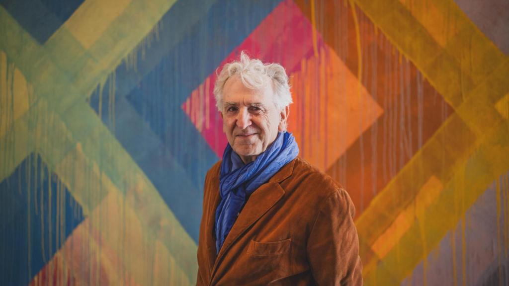 Arsuaga es nuestro paleoantropólogo más insigne. Nos recibe en el Espacio Caleido para conversar sobre mujeres y desayunar tortitas sin gluten.