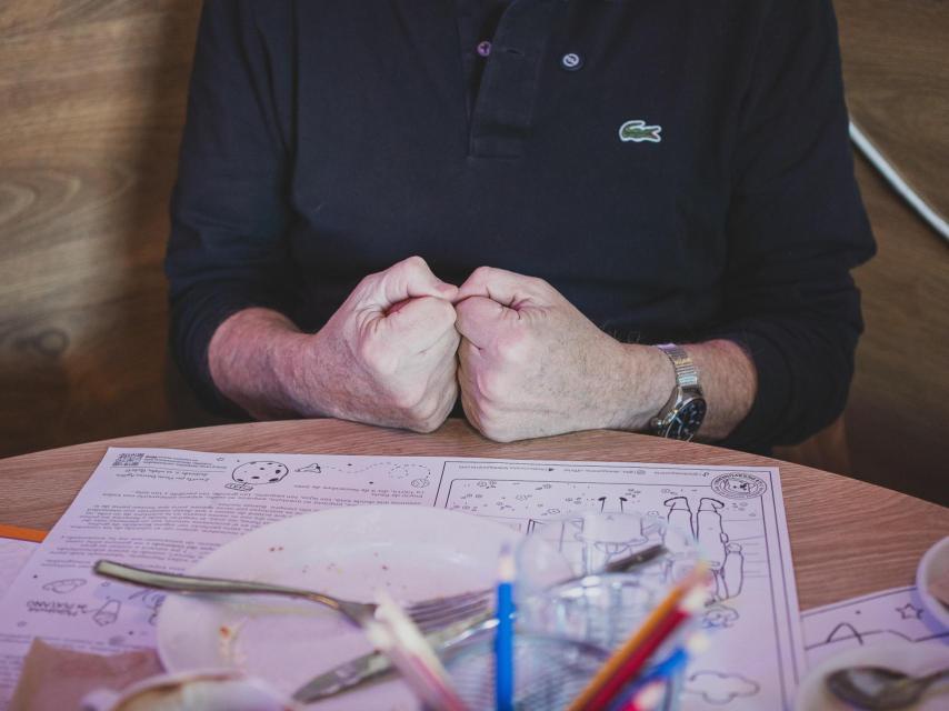 Las manos de Arsuaga.