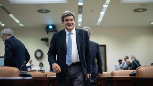 El Gobernador del Banco de España en el Congreso de los Diputados.