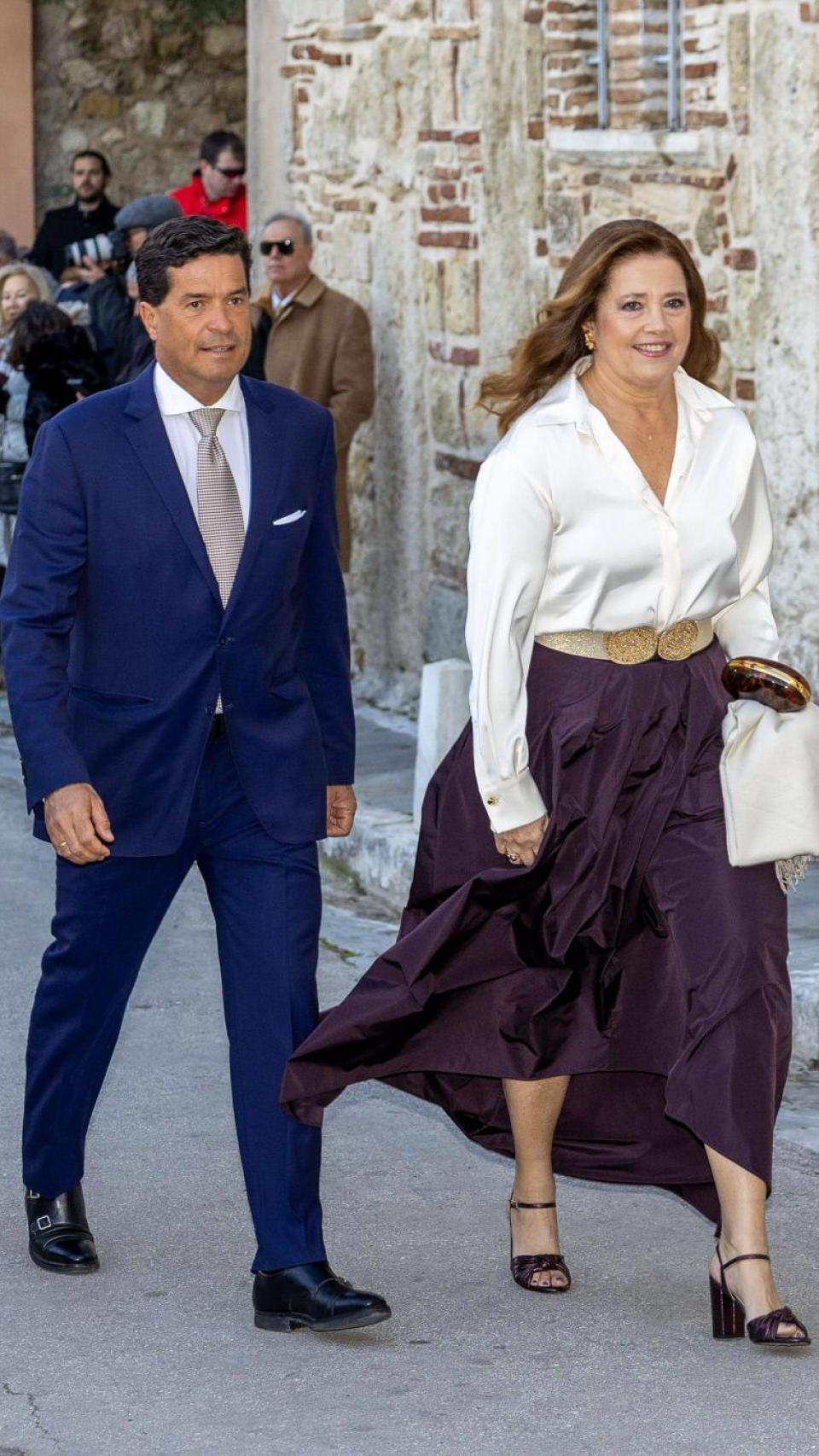 Alexia de Grecia, en la boda de su hermano Nicolás de Grecia y Chrysi Vardinogiannis, en Atenas, en febrero de 2025.