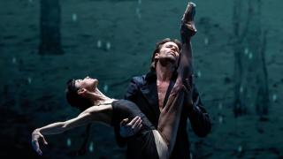 Lucía Lacarra y Matthew Golding en 'Fordlandia'. Foto: Leszek Januszewski